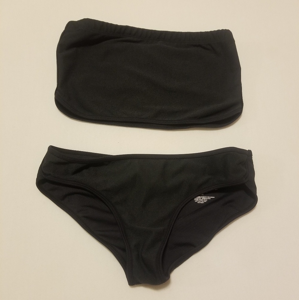 Frankie's Bikini Set